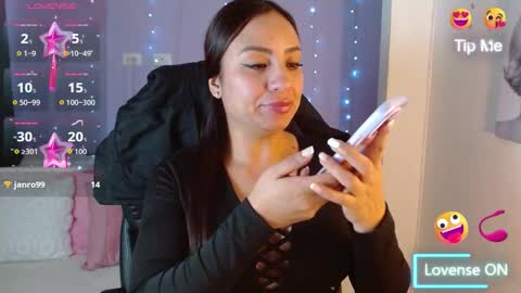 Snapshot of paulina_galvis2700 chatting on December 4, 4:16 pm paulina online show from December 4, 4:16 pm