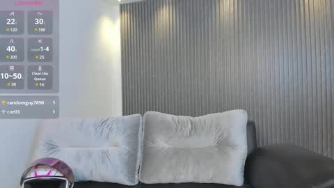 Snapshot of paulina_sweett chatting on February 19, 6:43 pm Paulina online show from February 19, 6:43 pm