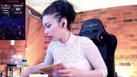 Paulina online show from October 17, 4:09 pm