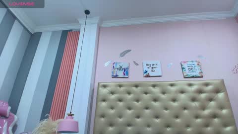 Snapshot of paulinasaeenz chatting on February 23, 12:27 pm PaulinaSaennz online show from February 23, 12:27 pm