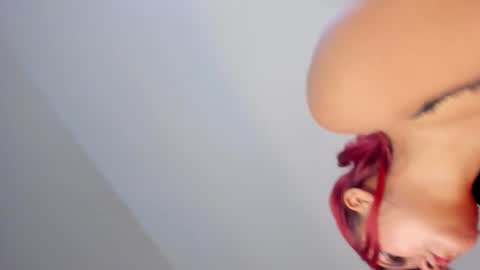 Snapshot of paulinasaeenz chatting on November 5, 2:50 pm PaulinaSaennz online show from November 5, 2:50 pm