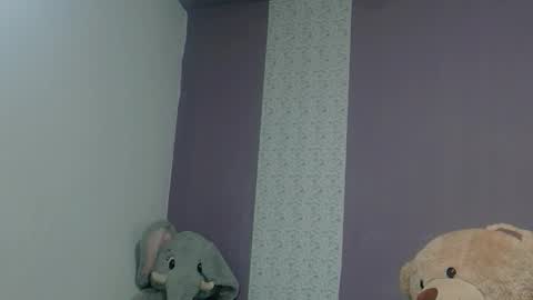 Snapshot of paulinawilliams chatting on November 13, 2:27 pm paulina online show from November 13, 2:27 pm