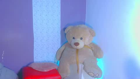 paulina online show from March 25, 7:09 pm