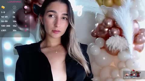 Snapshot of paulirose chatting on December 16, 8:03 pm paulirose online show from December 16, 8:03 pm