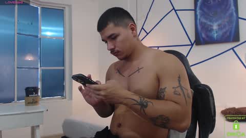 Paulo online show from January 9, 1:13 pm