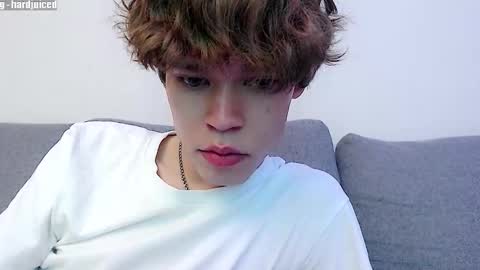 Snapshot of pawclaw chatting on November 23, 7:02 pm pawclaw online show from November 23, 7:02 pm