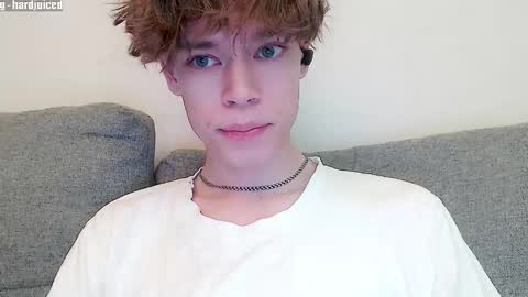 pawclaw online show from December 21, 11:23 pm