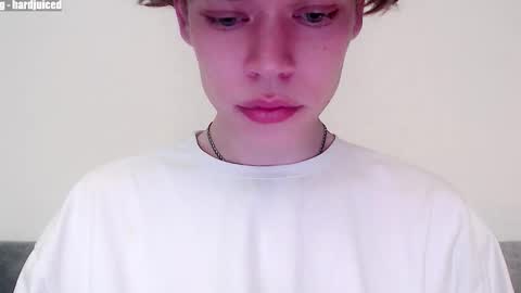 pawclaw online show from February 13, 1:23 am