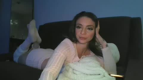 paybarbi online show from February 3, 6:40 am