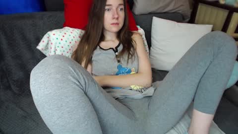 Snapshot of peaceduke chatting on February 6, 2:37 pm FOUNTAIN SQUIRT online show from February 6, 2:37 pm