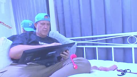 Snapshot of peacetous chatting on January 4, 9:31 pm Marc online show from January 4, 9:31 pm