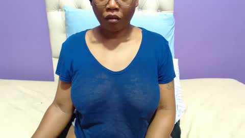 Snapshot of peachassxx chatting on February 9, 3:12 pm peachy online show from February 9, 3:12 pm