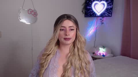 peacherry_ online show from January 28, 1:08 am