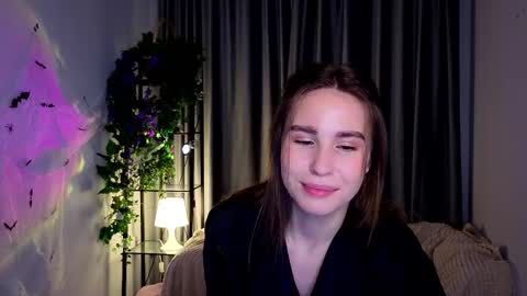 Snapshot of peachparadox chatting on October 31, 9:16 pm SwetsKitt online show from October 31, 9:16 pm