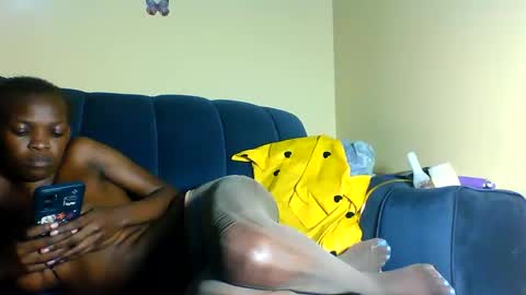 peachie online show from November 24, 6:24 am