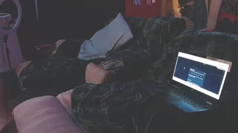 Snapshot of peachycream2017 chatting on February 9, 4:57 am Peachycream2017 online show from February 9, 4:57 am