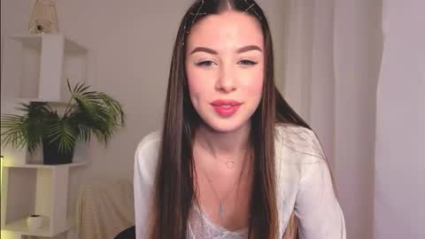 Snapshot of peachypoet chatting on September 13, 1:33 pm Chloe online show from September 13, 1:33 pm