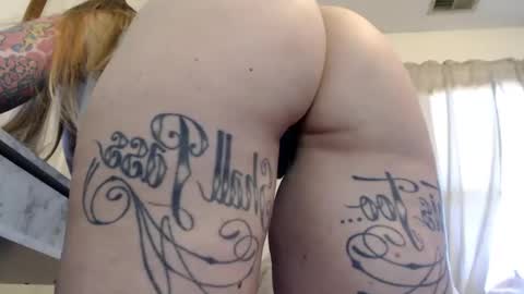 kat online show from December 22, 3:55 pm