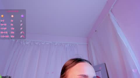 Snapshot of pearl_bloom chatting on February 24, 2:20 am Sex Leah online show from February 24, 2:20 am