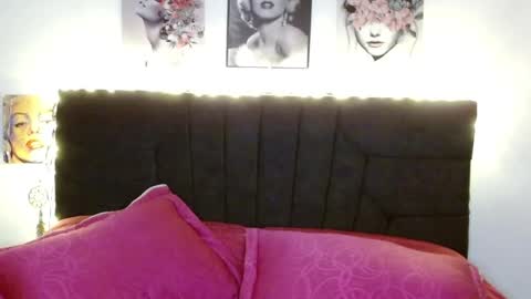 pearlatin online show from October 30, 10:32 pm