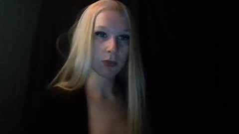 Mean Blonde Trans Woman online show from October 9, 2:20 am
