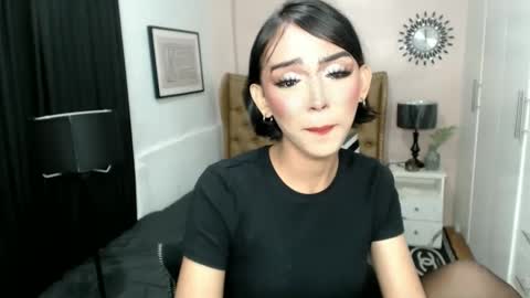 Pearl online show from February 23, 2:57 pm