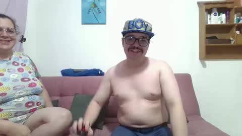 Snapshot of pecadodulce chatting on January 4, 1:31 am pecadodulce online show from January 4, 1:31 am