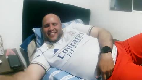 Snapshot of pedrofalfan chatting on October 8, 3:37 am Pedro online show from October 8, 3:37 am