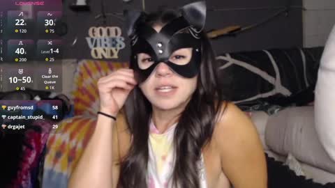 Snapshot of peekclimaxxx chatting on September 18, 2:35 am NEXT CHILL SESH 1130 930pm -ish PEEK online show from September 18, 2:35 am