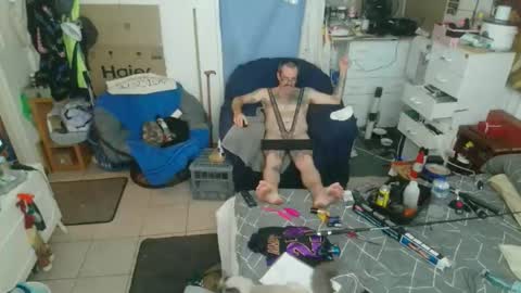 peety779677 online show from March 5, 5:53 pm