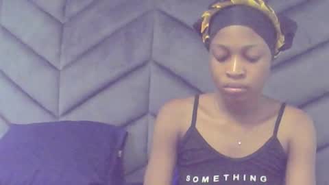 Lizzy online show from September 22, 1:24 pm