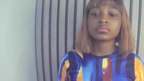 Lizzy online show from October 7, 11:51 am