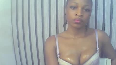 Lizzy online show from November 30, 9:46 am