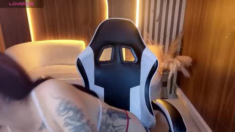 peige_tx online show from November 23, 1:00 pm