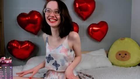 Snapshot of pekadark chatting on February 17, 6:26 pm HERES ALICE WELCOME EVERYONE LOVENSE DOMI REACT TO YOUR TIPS LETS MAKE A GREAT SHOW TOGETHER online show from February 17, 6:26 pm
