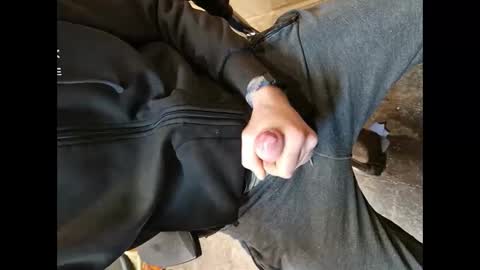 pelnutrauks online show from February 27, 9:47 pm