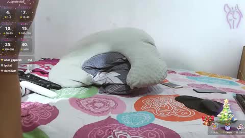 penelope_29 online show from November 17, 1:22 am