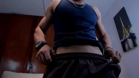 Snapshot of percy_god chatting on September 9, 6:40 pm percy_god online show from September 9, 6:40 pm
