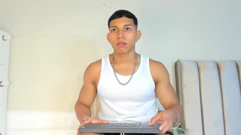 Snapshot of percy_god chatting on September 19, 9:15 pm percy_god online show from September 19, 9:15 pm