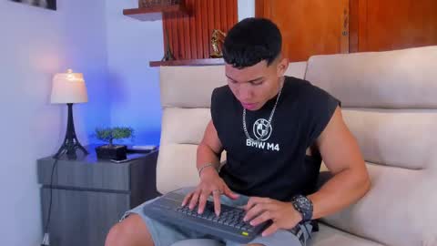 Snapshot of percy_god chatting on September 27, 9:42 pm percy_god online show from September 27, 9:42 pm