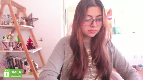 Sarah Ana Banana online show from November 19, 7:03 pm