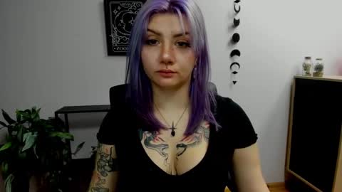 Snapshot of perfect_gabbie chatting on December 7, 11:18 am Gabbie online show from December 7, 11:18 am