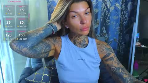 Snapshot of perfecttbaby77n chatting on October 26, 9:04 am Anna online show from October 26, 9:04 am