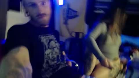 Snapshot of perfectwetfit chatting on October 19, 6:14 am ThePerfectFit online show from October 19, 6:14 am