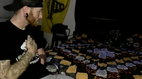 Snapshot of perfectwetfit chatting on November 2, 4:04 am ThePerfectFit online show from November 2, 4:04 am