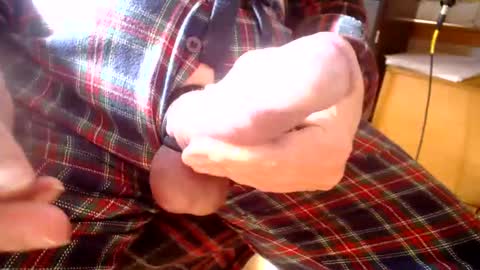 Snapshot of perkele3333 chatting on January 3, 5:20 pm perkele3333 online show from January 3, 5:20 pm