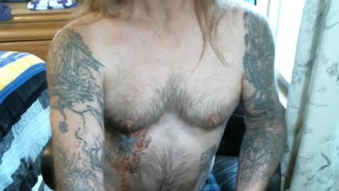 Snapshot of perkymalenipples chatting on December 31, 6:13 pm perkymalenipples online show from December 31, 6:13 pm