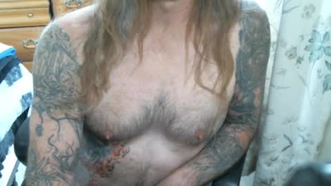 Snapshot of perkymalenipples chatting on February 22, 5:57 pm perkymalenipples online show from February 22, 5:57 pm