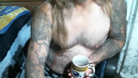 Snapshot of perkymalenipples chatting on October 14, 12:28 pm perkymalenipples online show from October 14, 12:28 pm