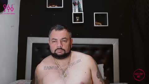 Snapshot of perverseveteranmanxxx chatting on March 7, 5:08 am Carlos online show from March 7, 5:08 am